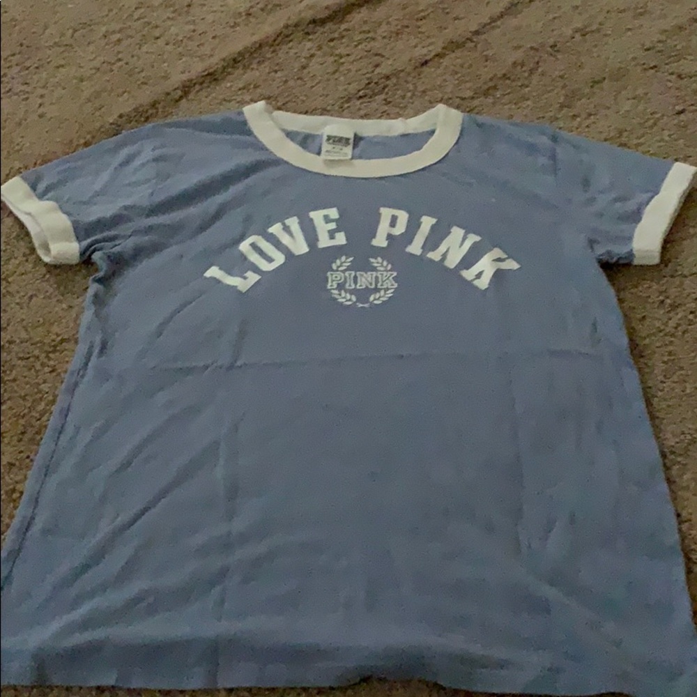 purple VS pink tshirt with logo on front